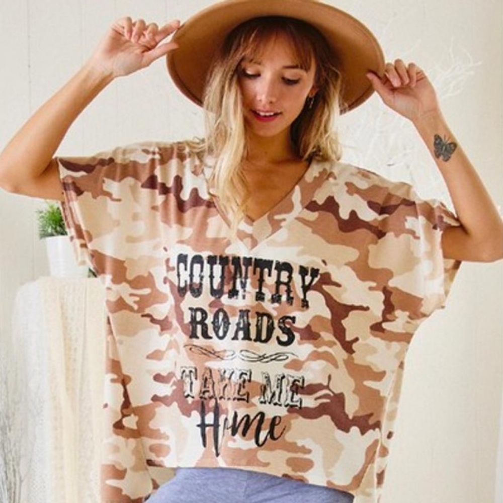 Camo Hi Lo V Neck Screen Print Top NEW - Picture 5 of 8